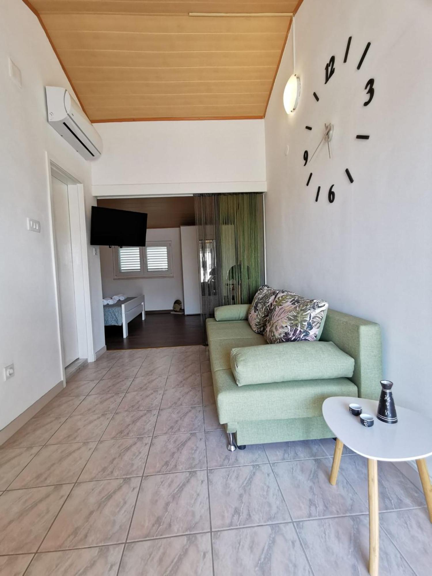 Apartmani Vana 1 Tribalj Exterior foto